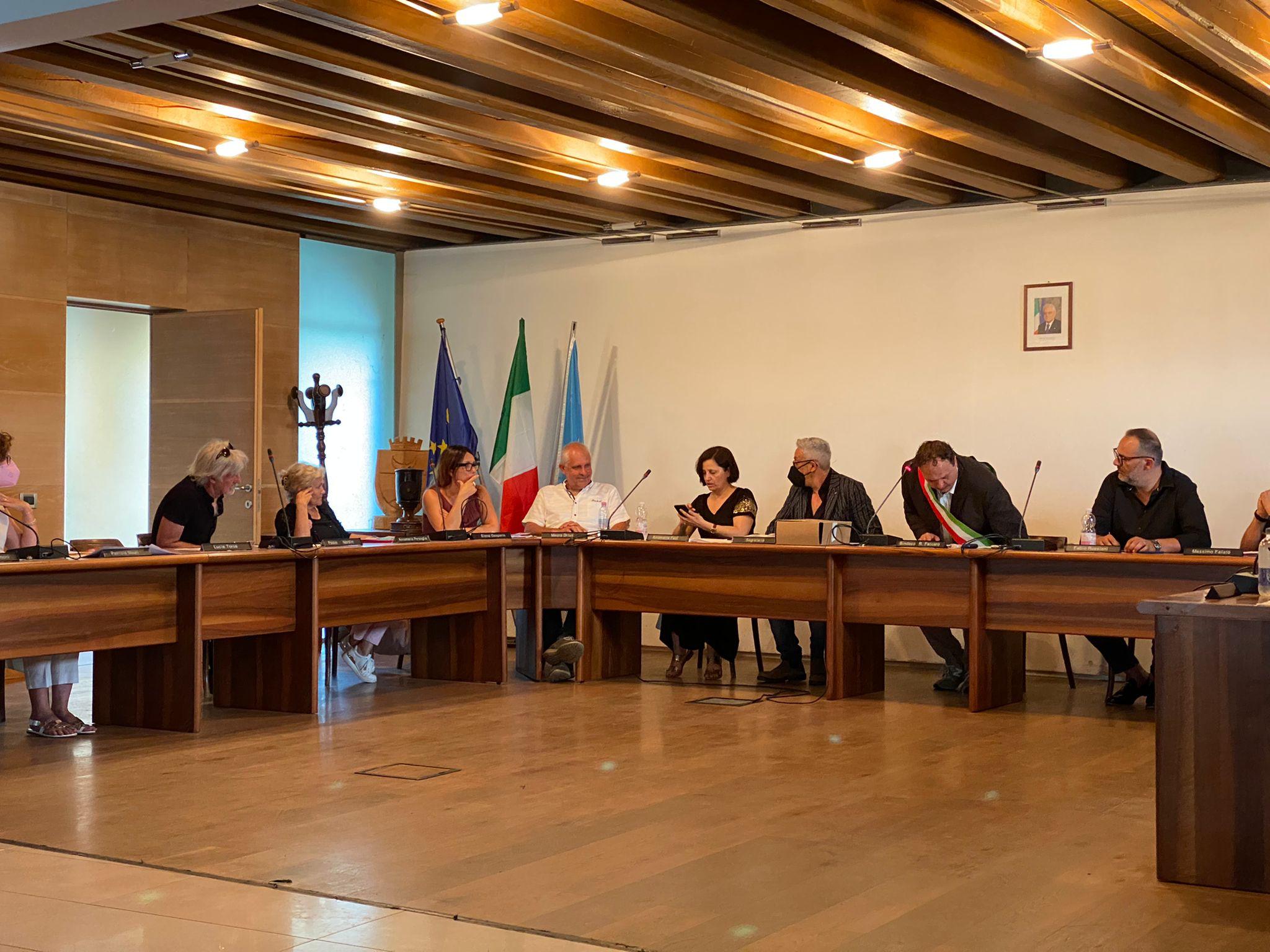 Immagine per Felcaro bis debutta in Aula, dubbi della minoranza sulle nomine